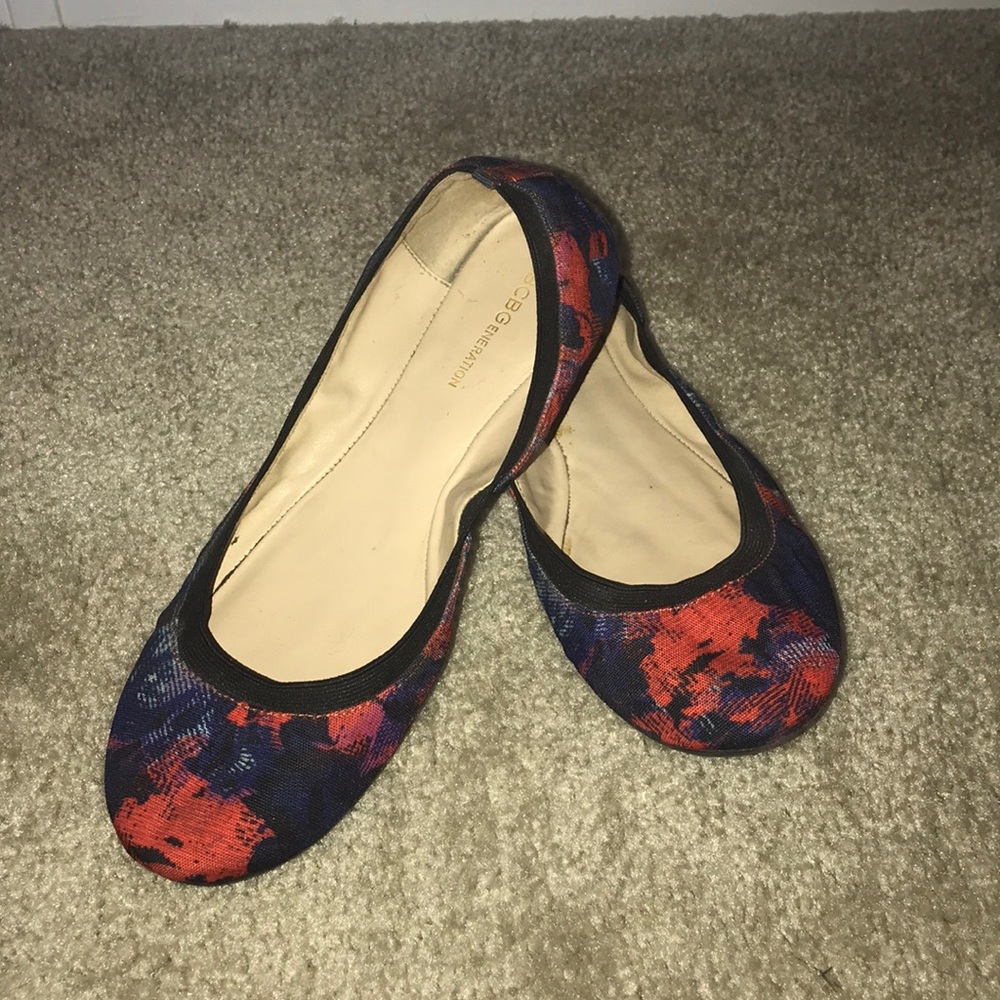 BCBG flats